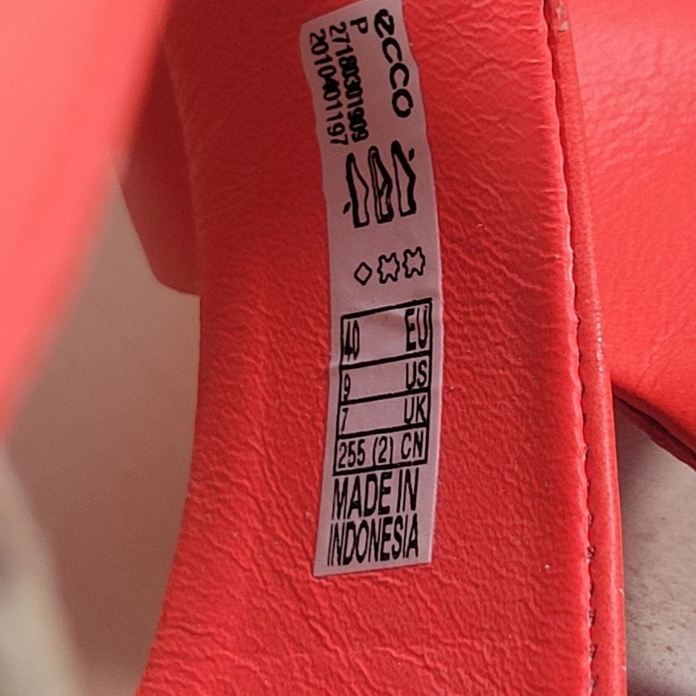 Ecco Corksphere Coral Thong Sandal Womens Size 9 - Picture 8 of 11